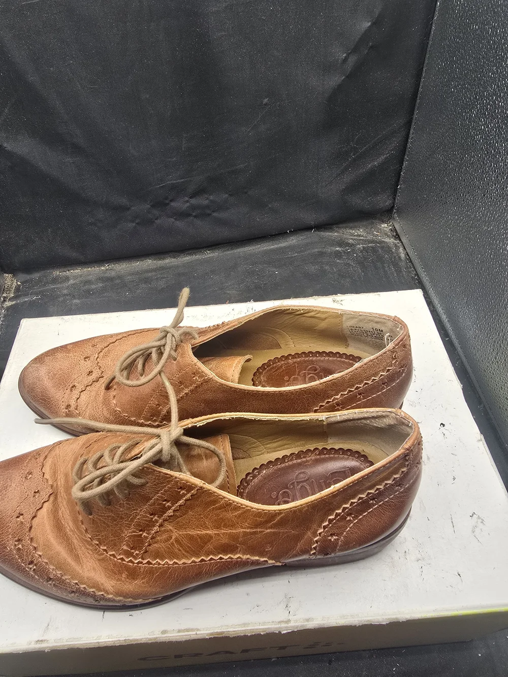 Latigo Brown Leather Wingtip Derby Oxfords